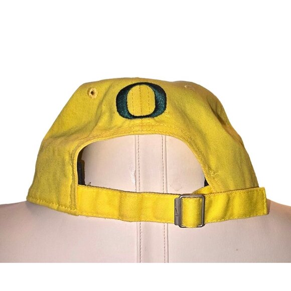 Oregon Ducks Adjustable Yellow Baseball Cap Nike Sportswear Dri-fit OS JJ3669 - Picture 4 of 9